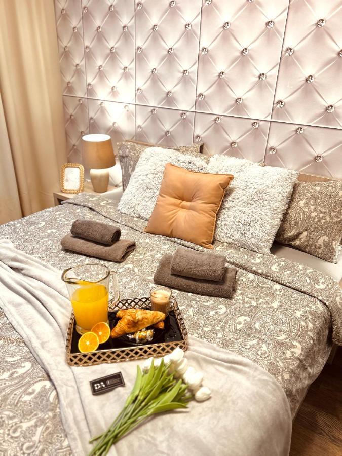 Downtown Apartments Presley Air-Conditioned Rzeszów Εξωτερικό φωτογραφία